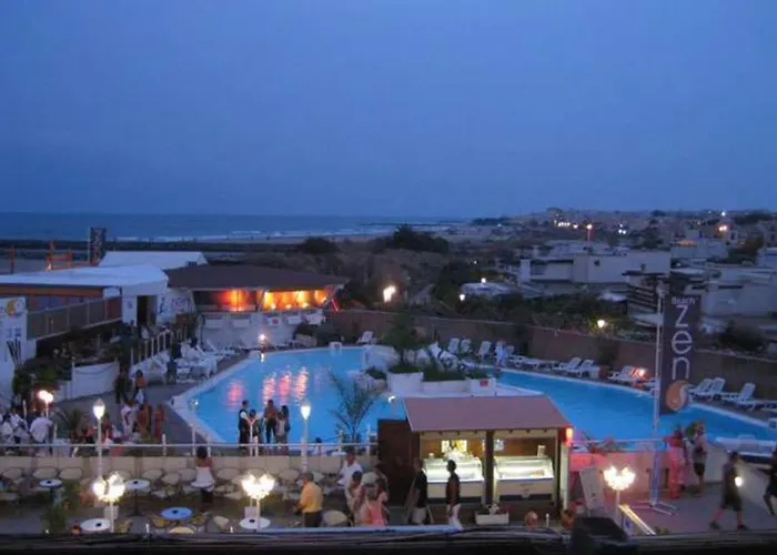 Naturiste Cap D'agde Port Nature 57 * アグド